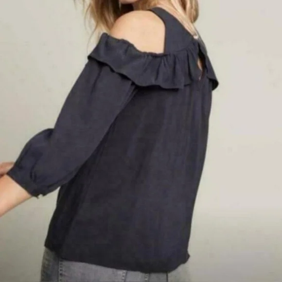 Anthro MAEVE RUFFLE COLD SHOULDER CUT OUT LIGHTWEIGHT BLACK DRESSY BLOUSE SIZE 2 - Picture 4 of 15